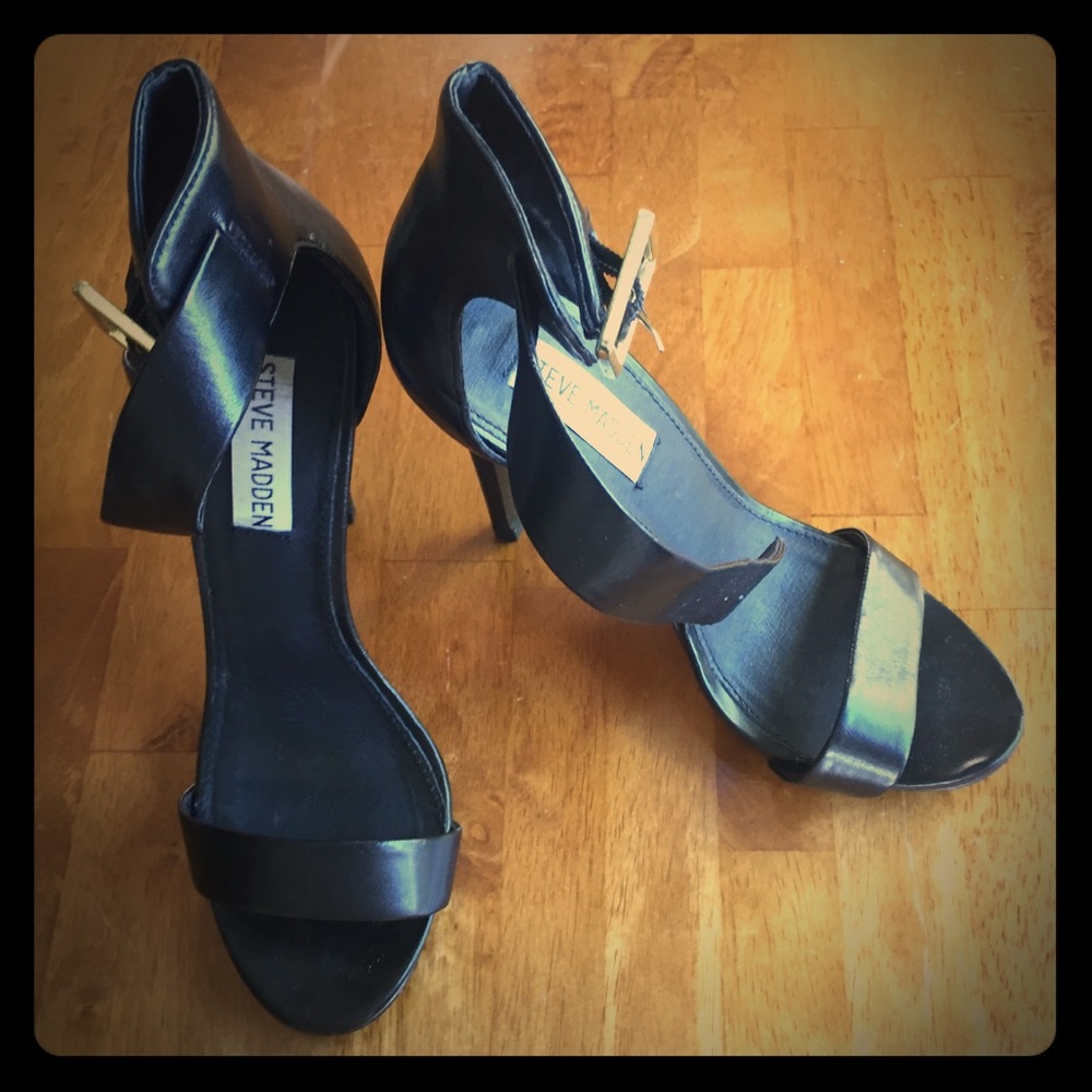 STEVE Madden black heels